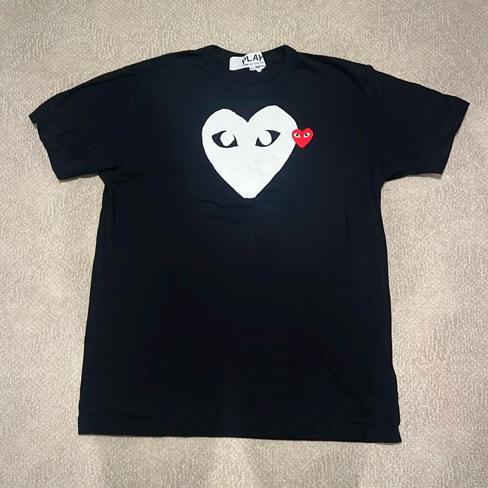 COMME DES GARCONS
Men's Cotton Large Heart Cotton Tee size XL